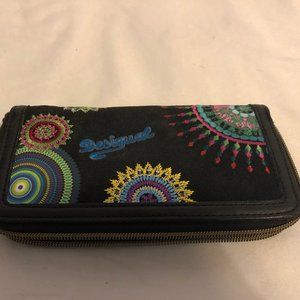 Used Desigual Zip Close Wallet